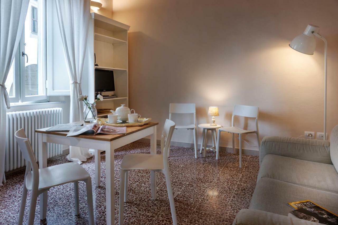 Piazza Dei Cavalieri Apartamento *